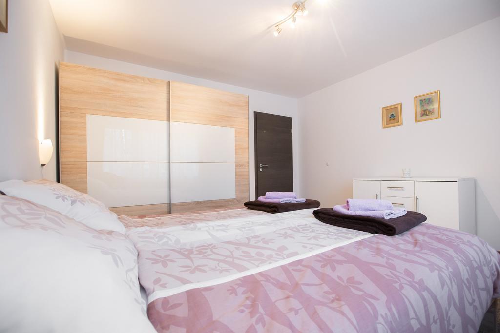 Max Apartman *